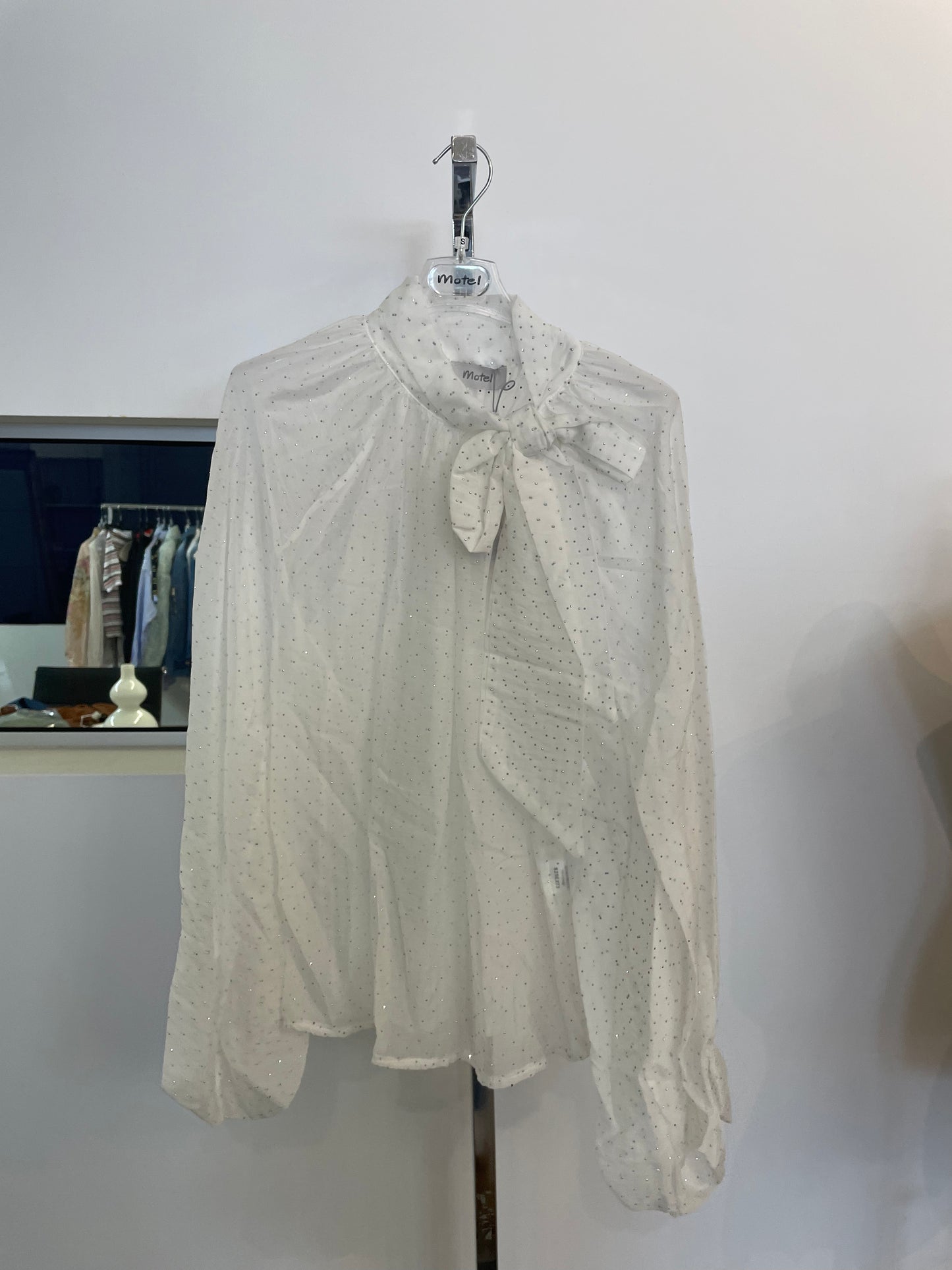 S25C273 S / CREAM