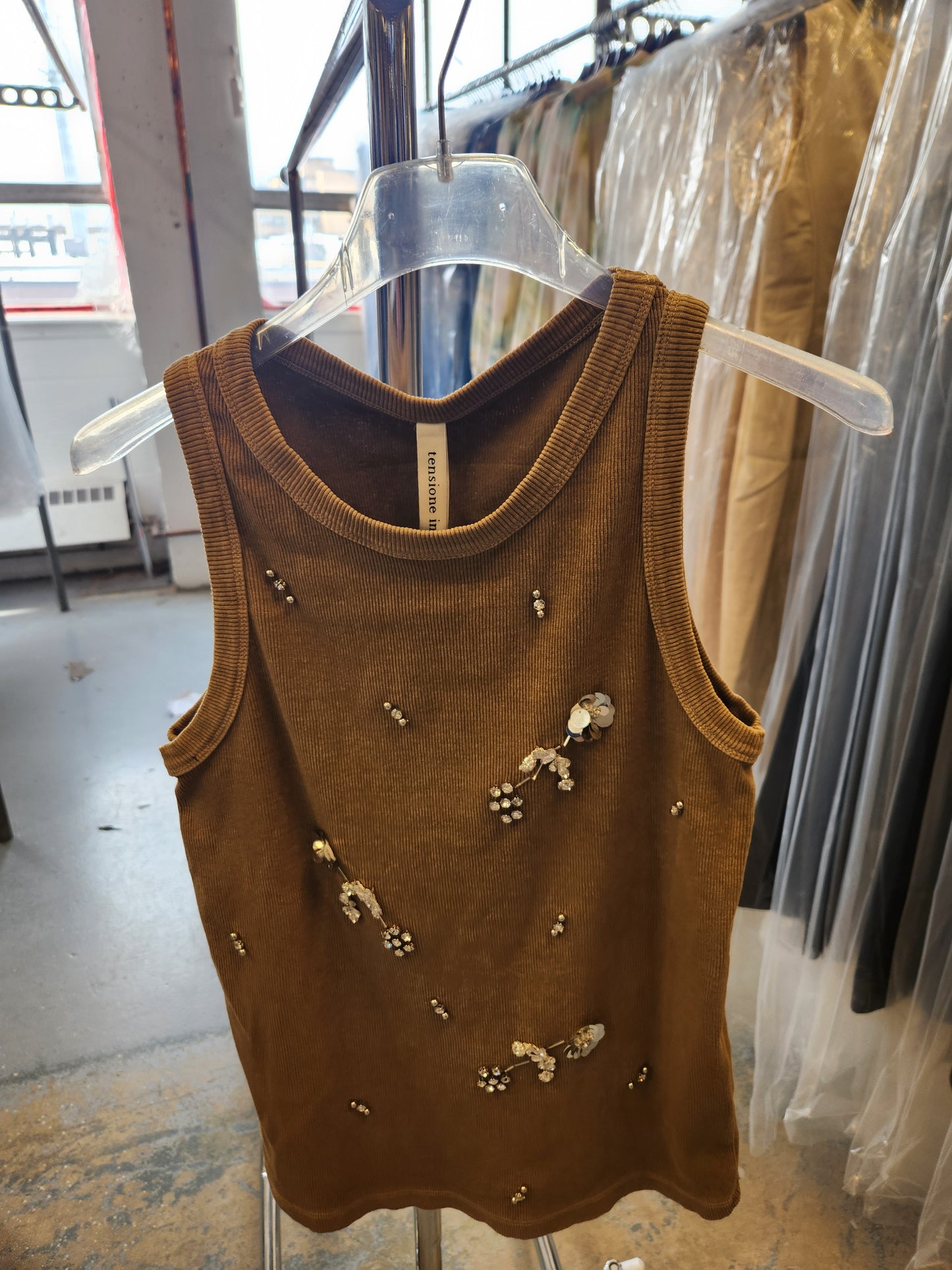 TP59998CSAWA862 O/S / BROWN