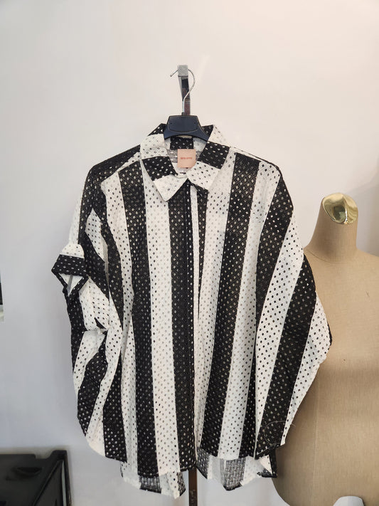 16576 O/S / BLACK/WHITE