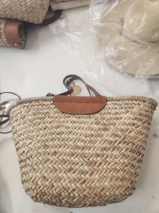 B02103 O/S / BROWN