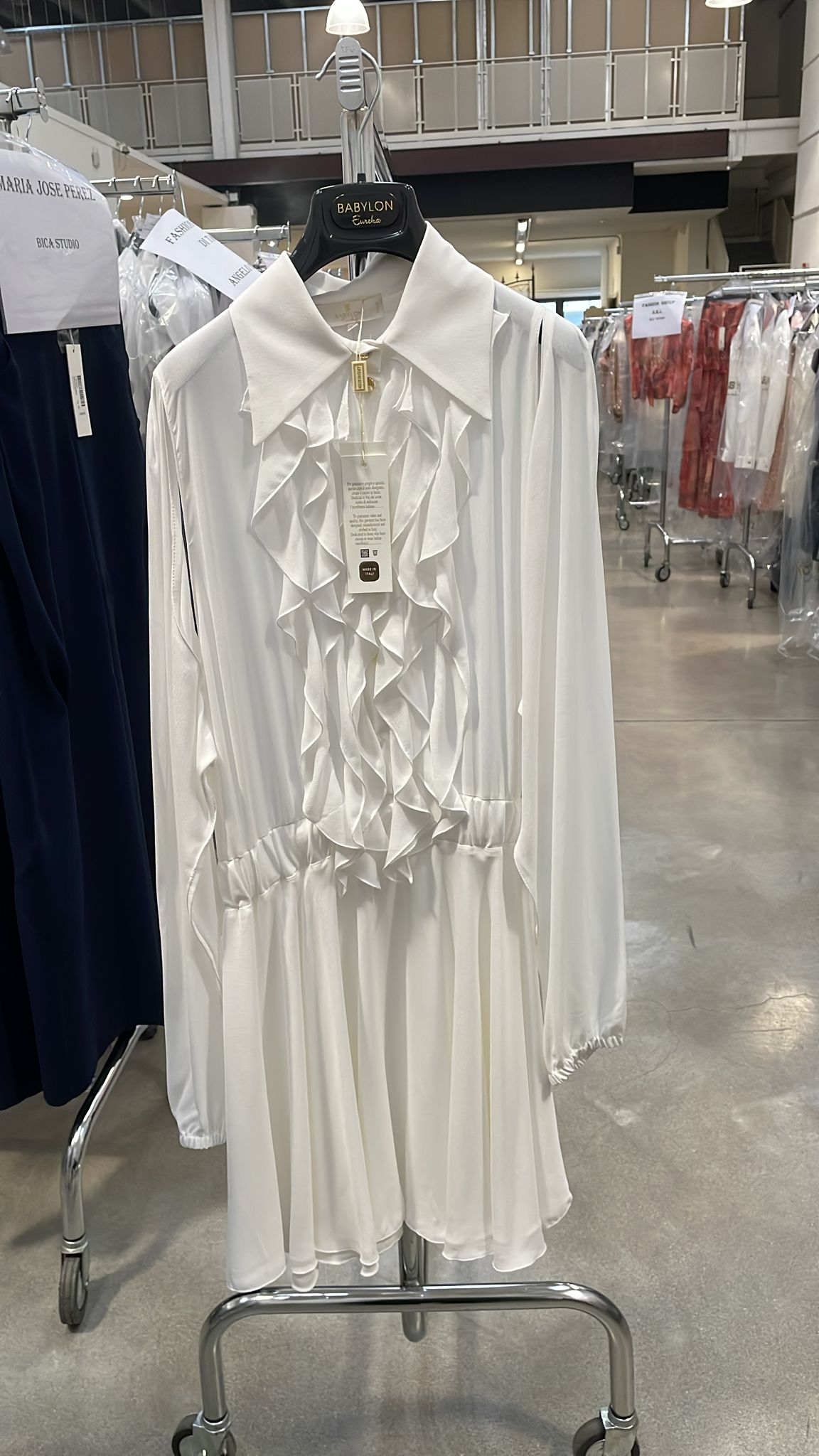 E00739 40 / CREAM