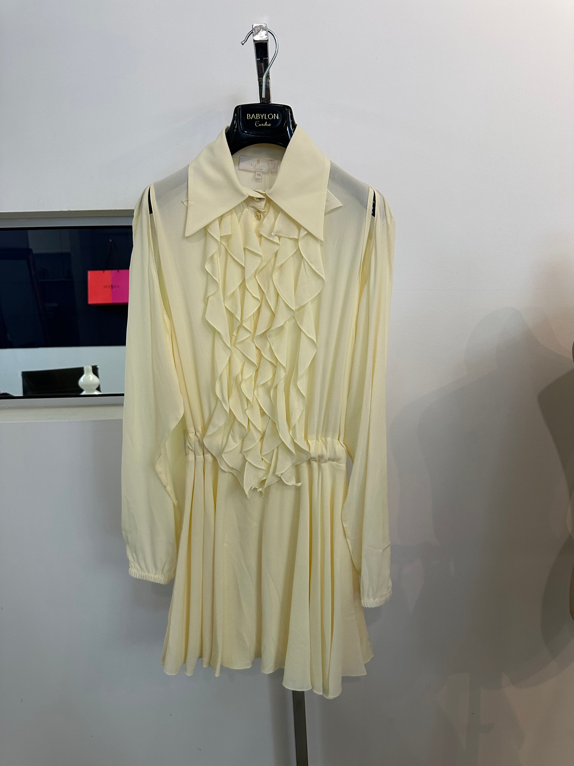 E00739 40 / CREAM