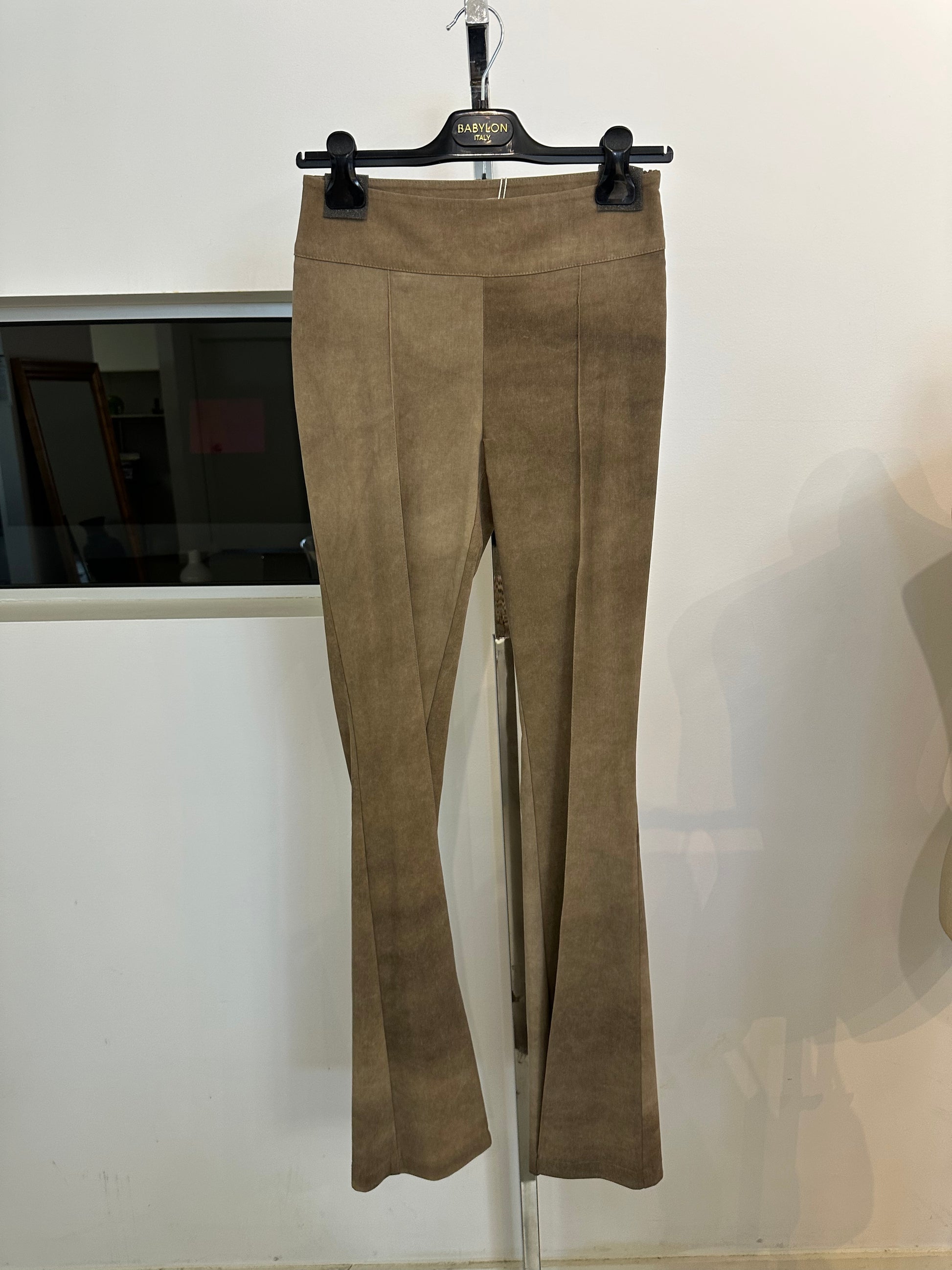 MF0616 40 / TAUPE