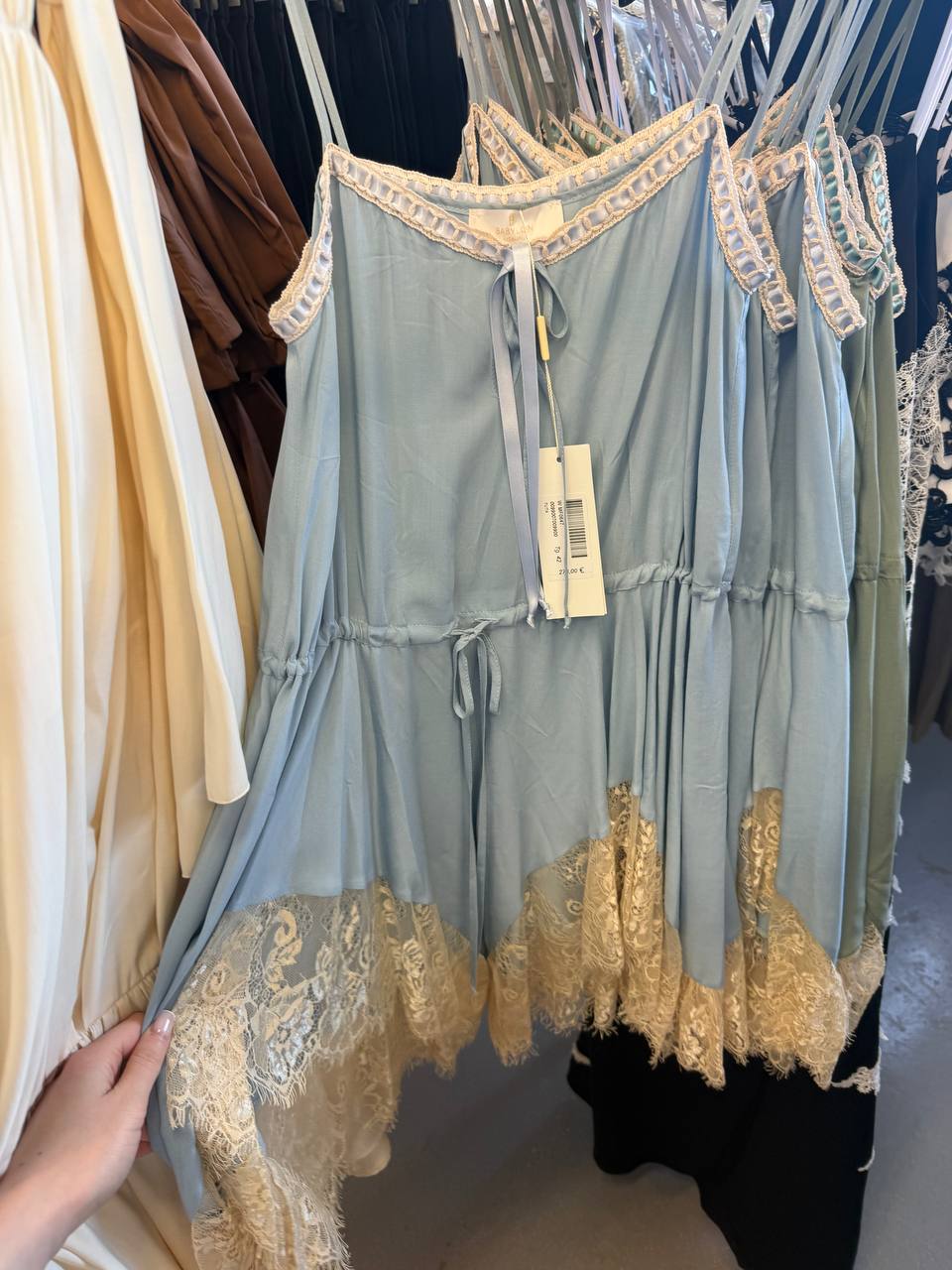 MF0647 ( blue and green 30%)