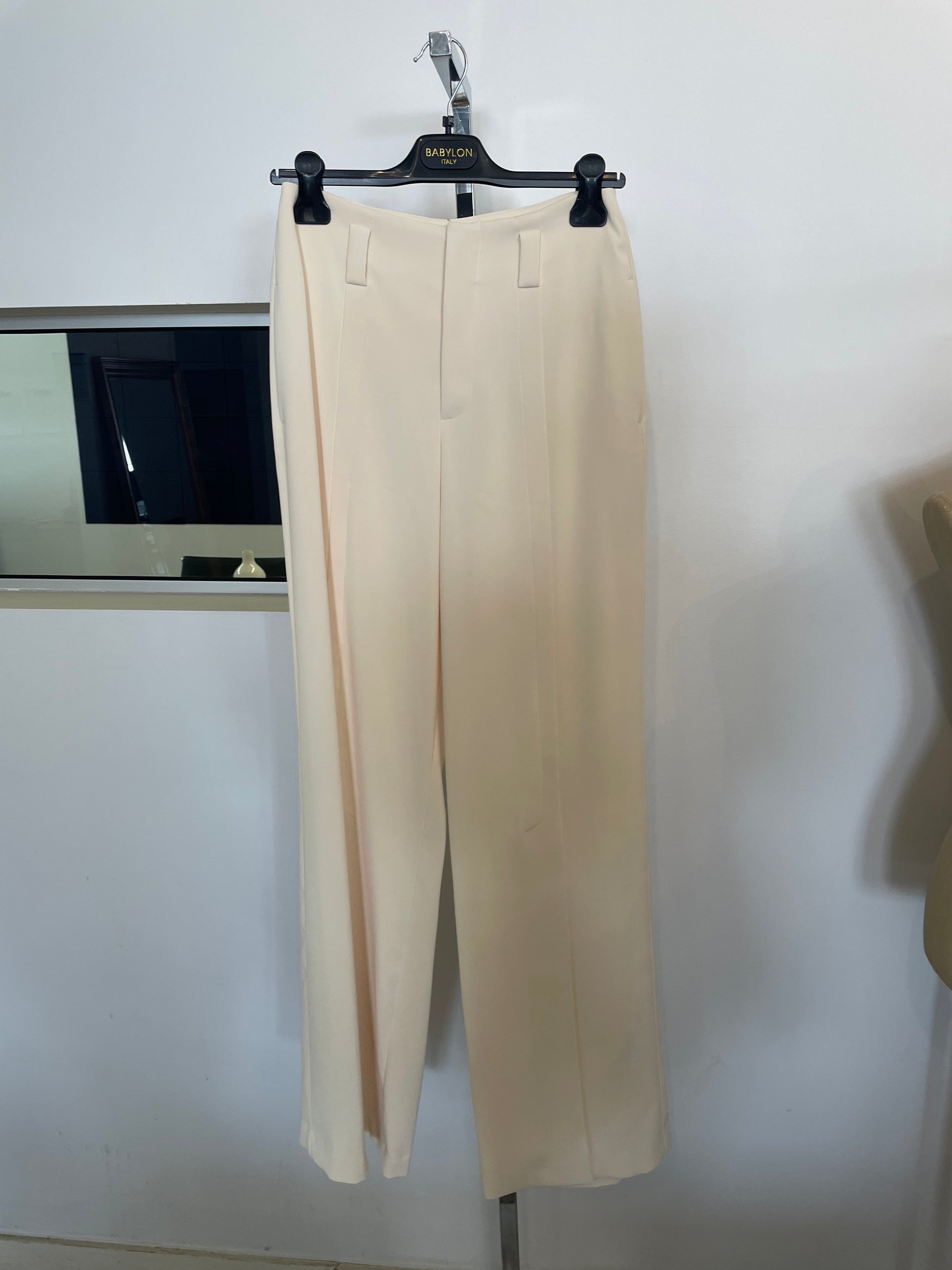 S00550 40 / OFF-WHITE