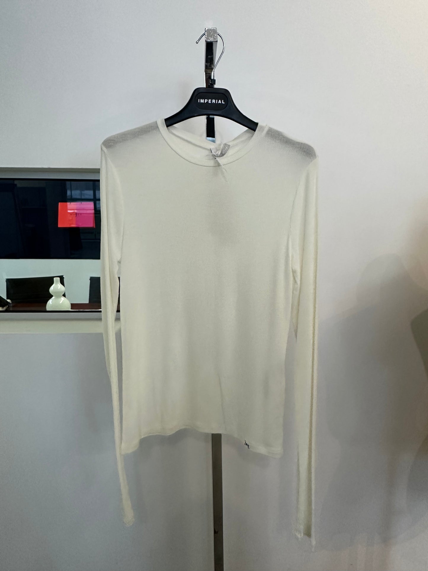 TS08TDZ S / WHITE